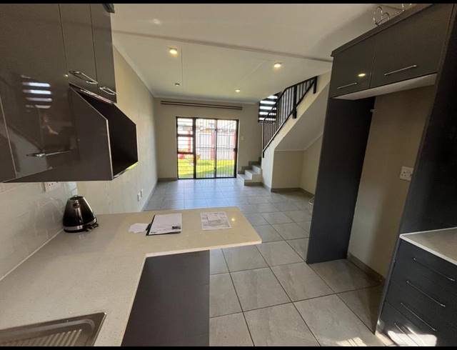 3 BEDROOM HOUSE FOR SALE IN ALBERTSDAL